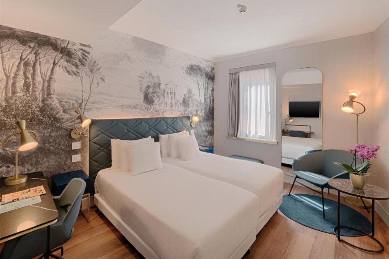 Nh Collection Roma Fori Imperiali Hotel Exterior photo Deluxe room